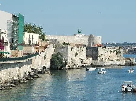 Ortigia L'Antico Dammuso *