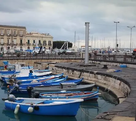 Ortigia L'Antico Dammuso *